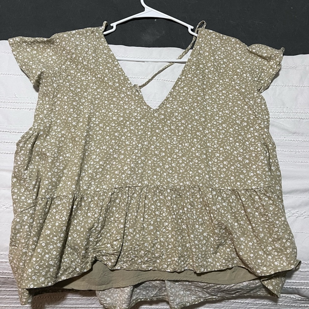Abercrombie & fitch floral blouse